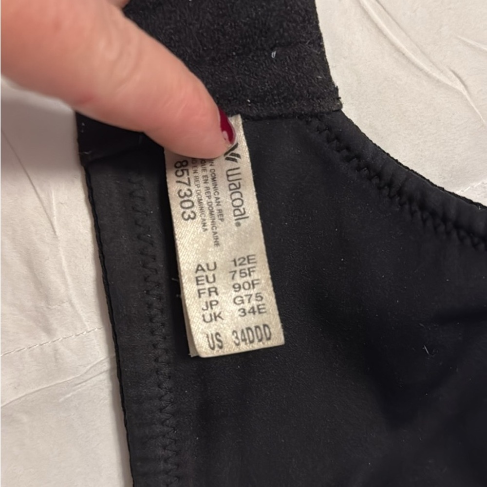 Black Underwire Bra - Picture 2 of 4